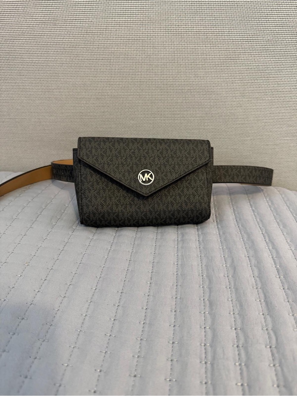 Michael Kors Black Logo Envelope Belt Bag
